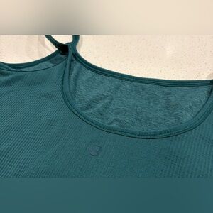 Women’s 12 - Lululemon Cropped Tank